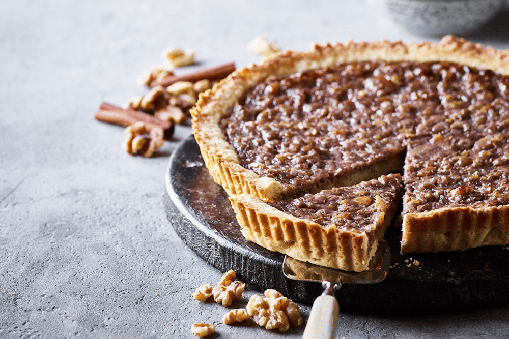 Autumn tart with apricot porridge and walnuts - Good Food Group A/S